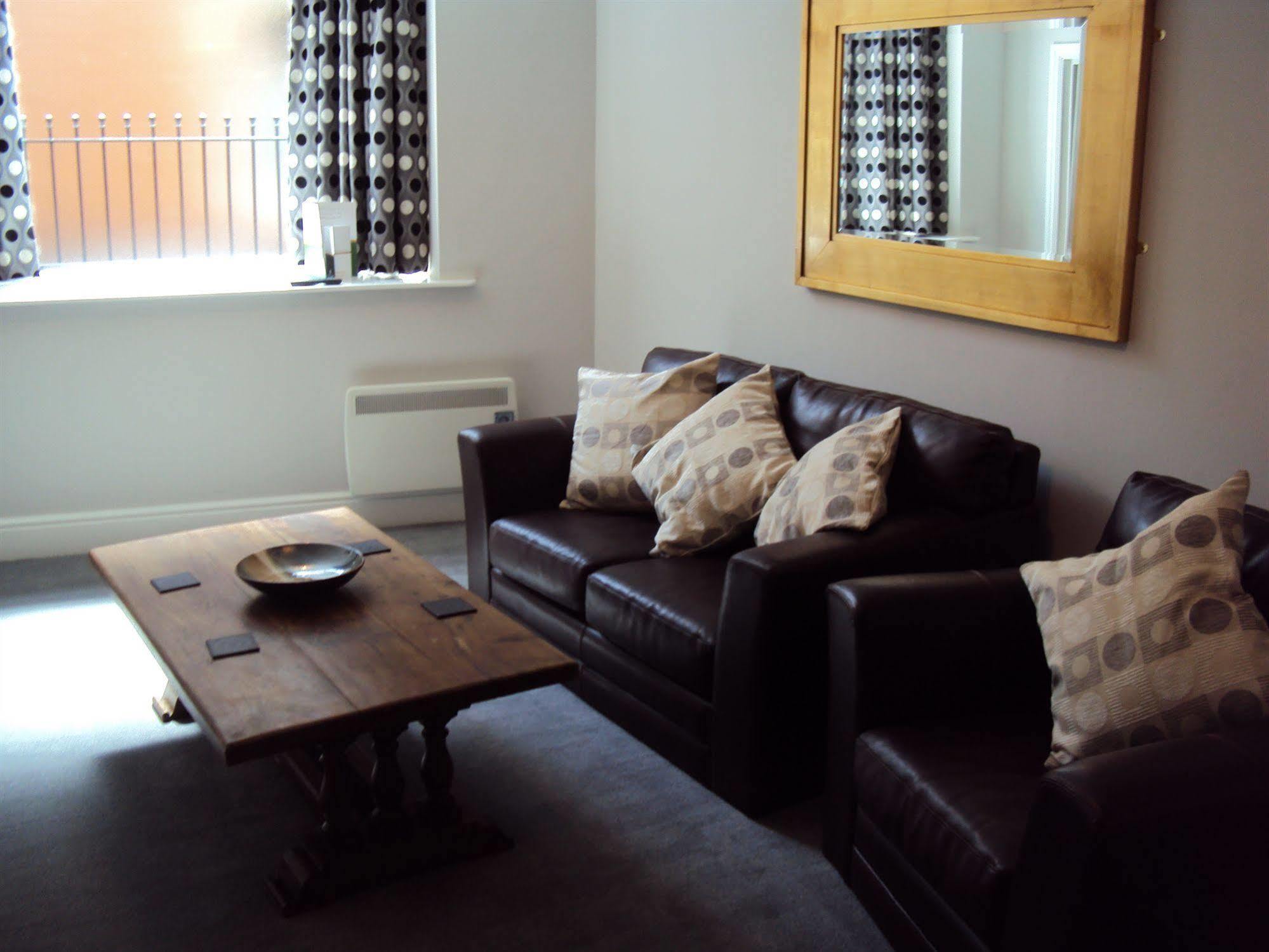 Aparthotel Jeffersons & Serviced (adults Only)