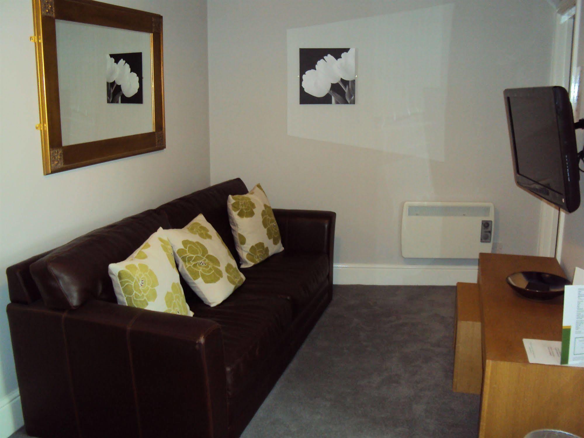 Jeffersons & Serviced (adults Only) Aparthotel